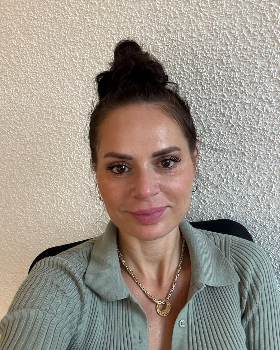 Karolina Kamberi, Gründerin von KaWi Buchhaltung